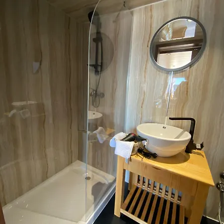 Hotel Arabahce *